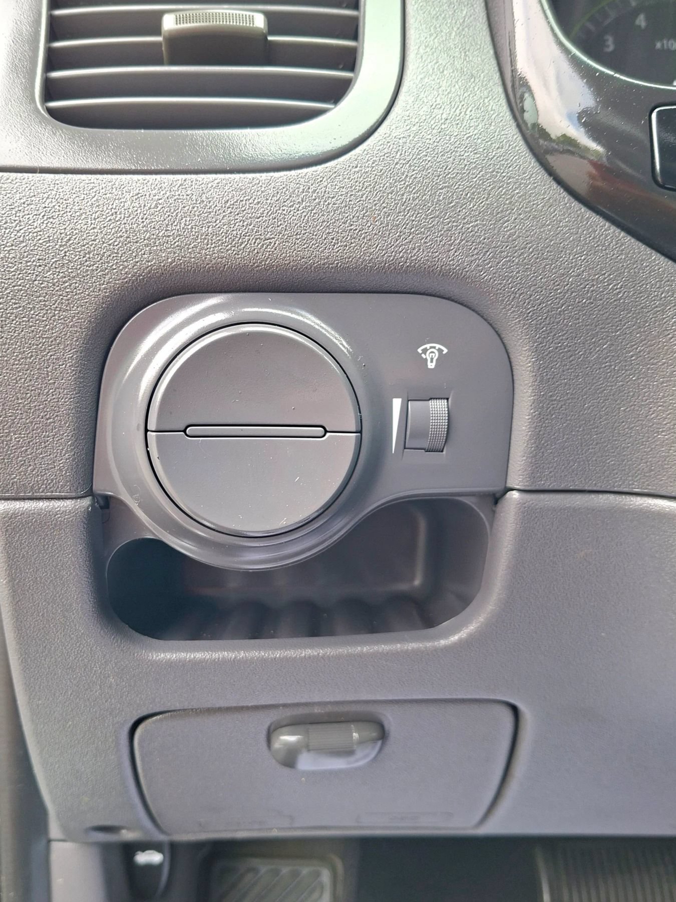 Used 2008 Kia Rio5 FWD image 18