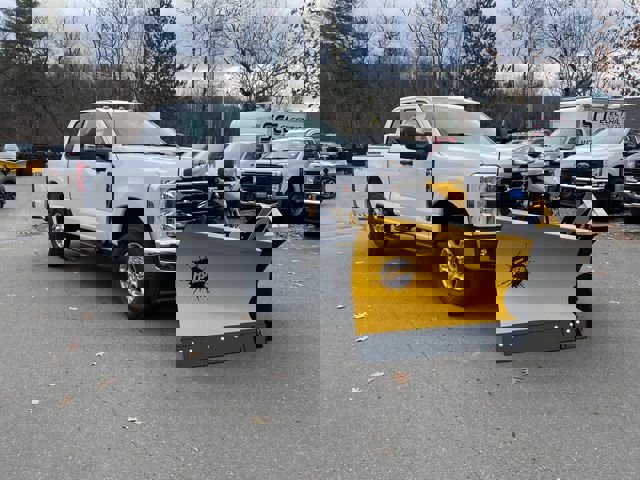 New 2026 Ford F350 XLT w/ FX4 Off-Road Package AWD/4WD image 14