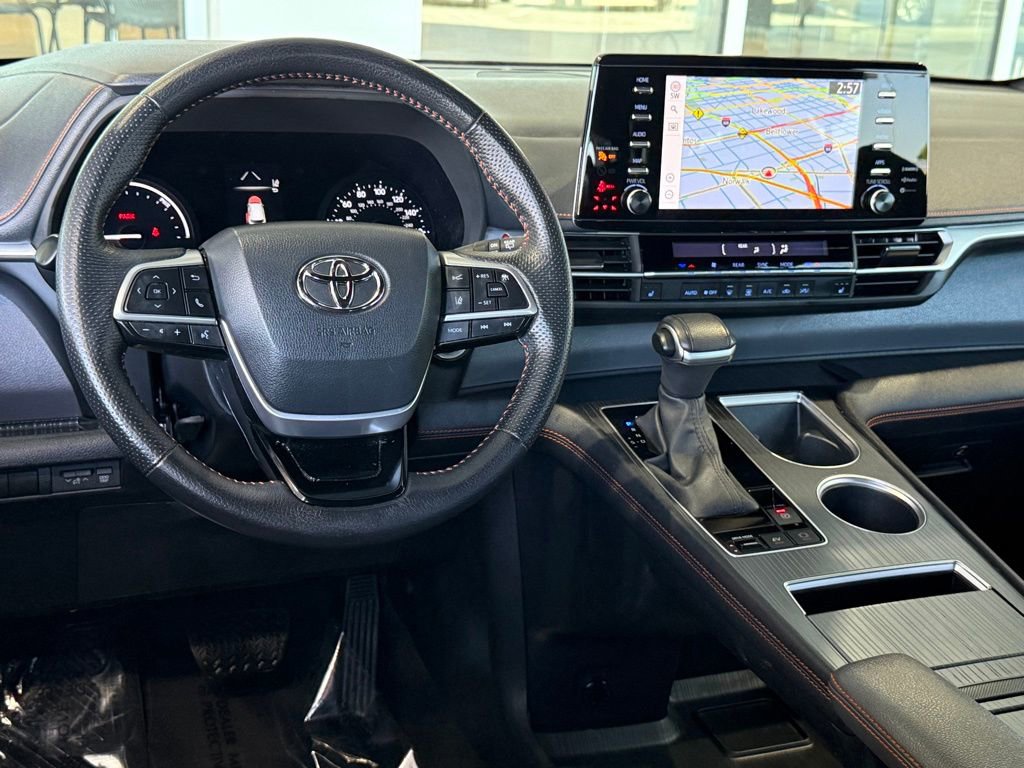 Certified 2023 Toyota Sienna XSE AWD/4WD image 36