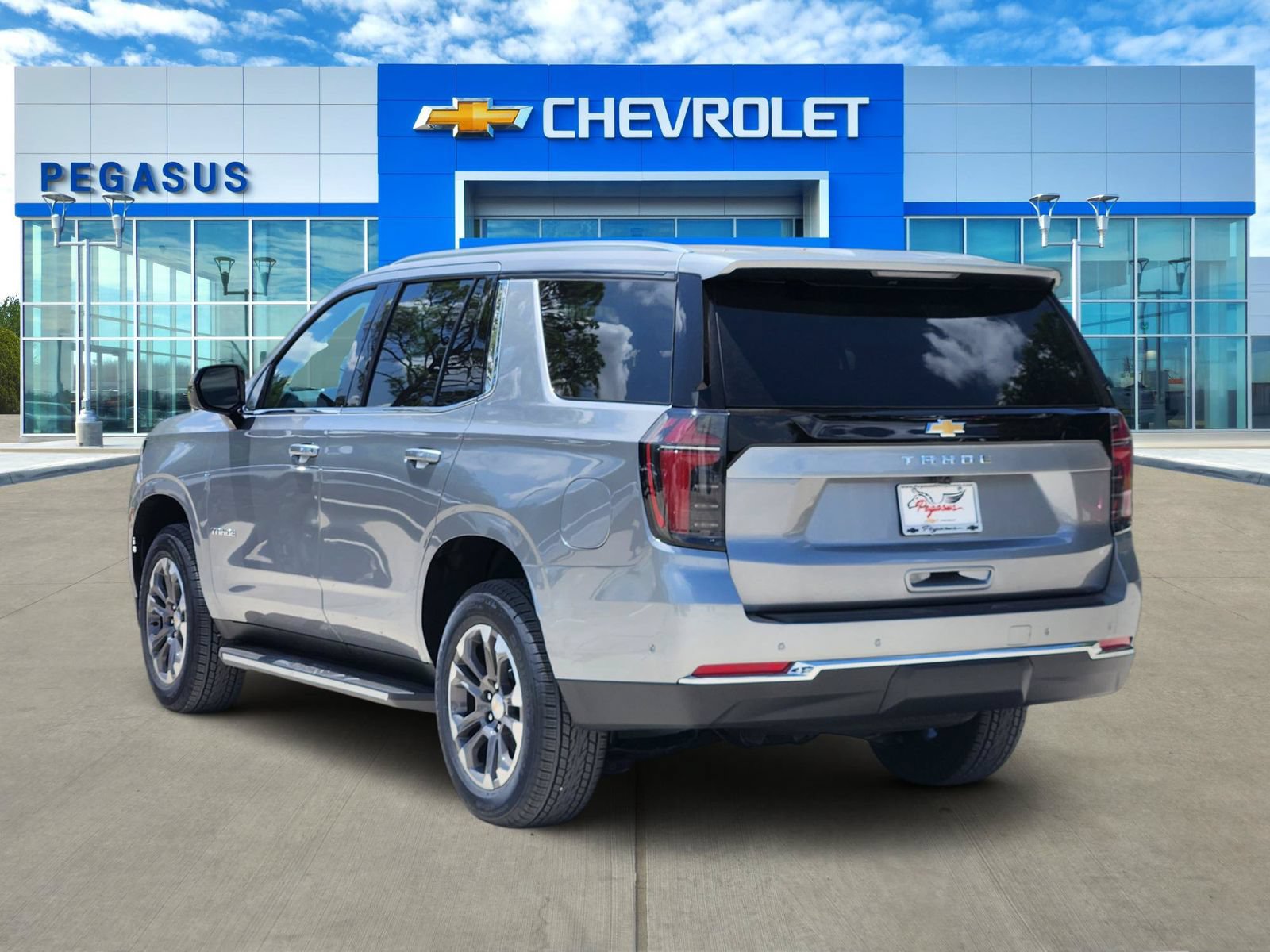 New 2026 Chevrolet Tahoe LS RWD image 4