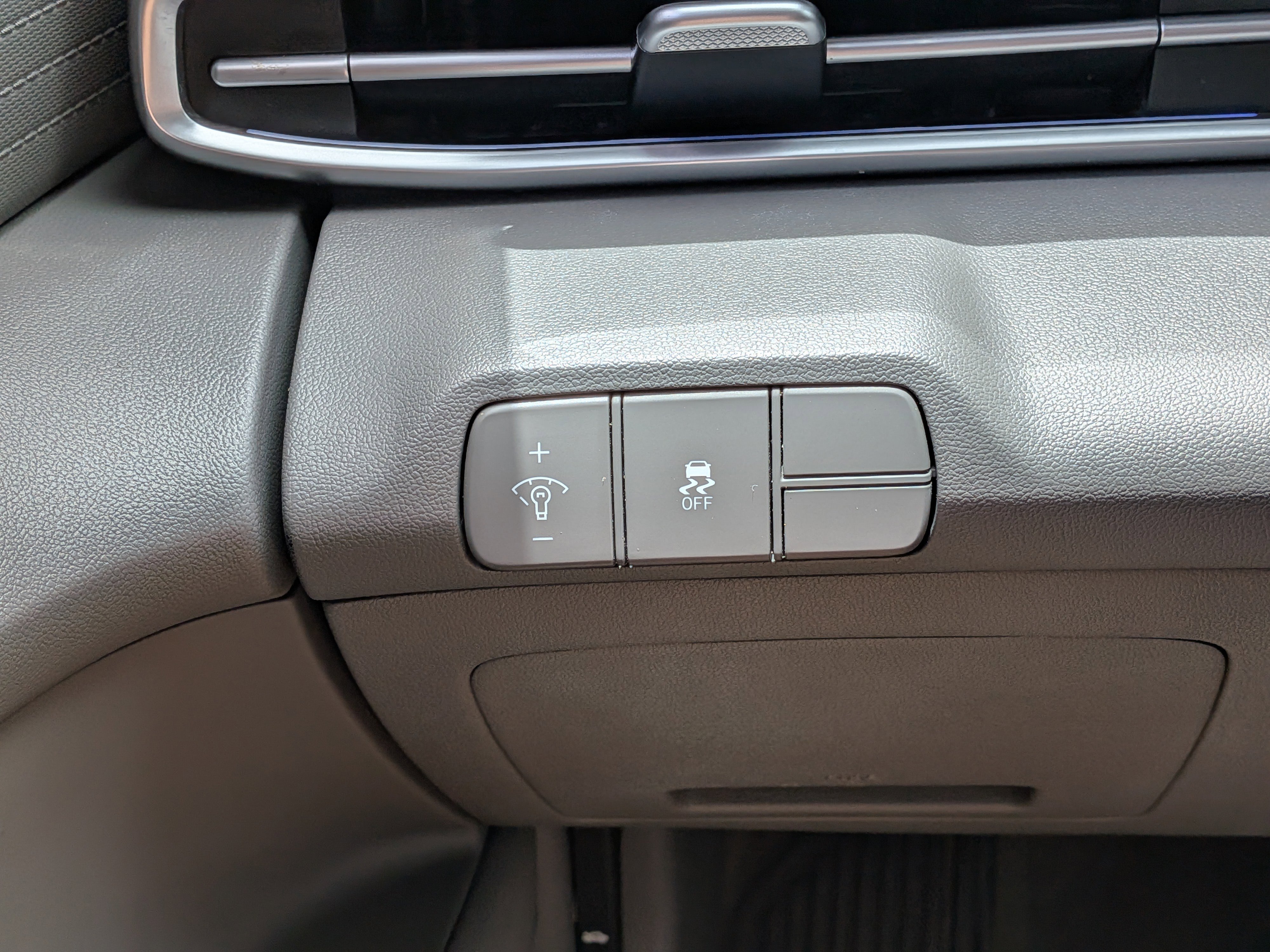 Used 2024 Hyundai Elantra SEL FWD image 22