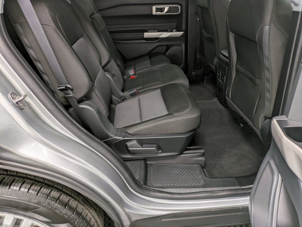 Used 2022 Ford Explorer XLT w/ Class IV Trailer Tow Package image 25