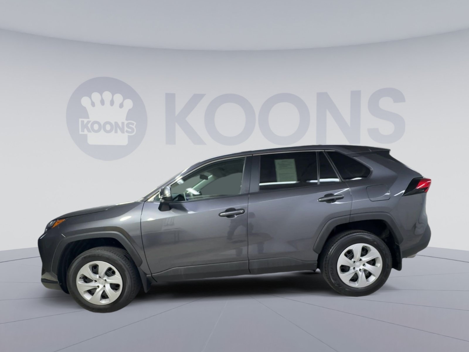 Used 2024 Toyota RAV4 LE AWD/4WD image 7
