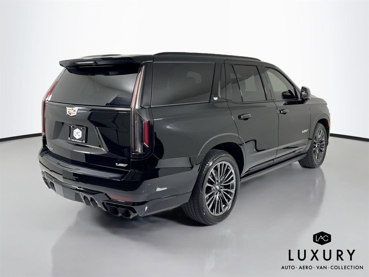 Used 2023 Cadillac Escalade V w/ LPO, Floor Liner Package image 6