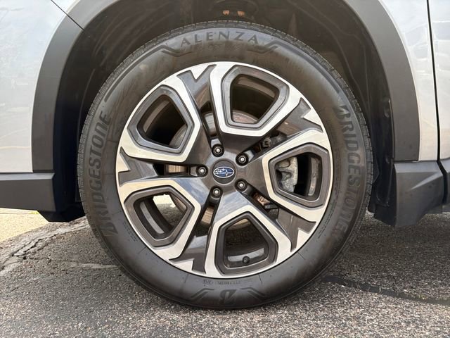 Used 2023 Subaru Ascent Touring AWD/4WD image 17