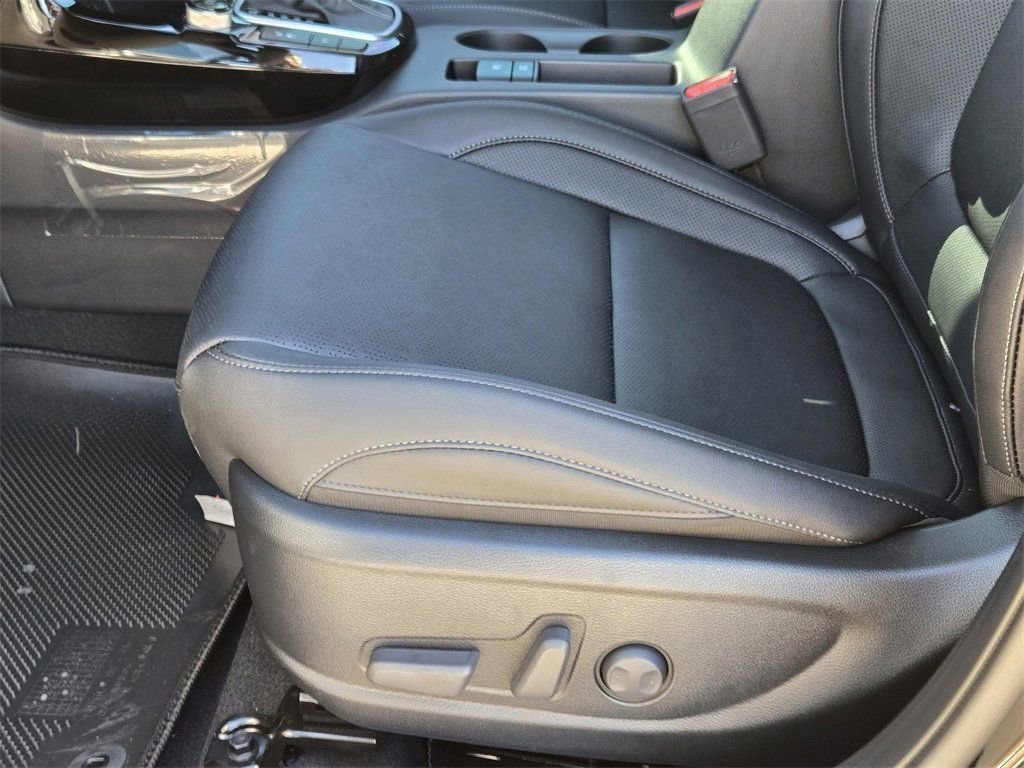 New 2026 Kia Seltos SX AWD/4WD image 19