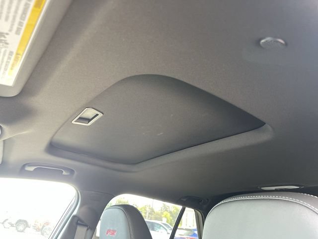New 2026 Chevrolet Trax RS w/ Sunroof Package FWD image 21