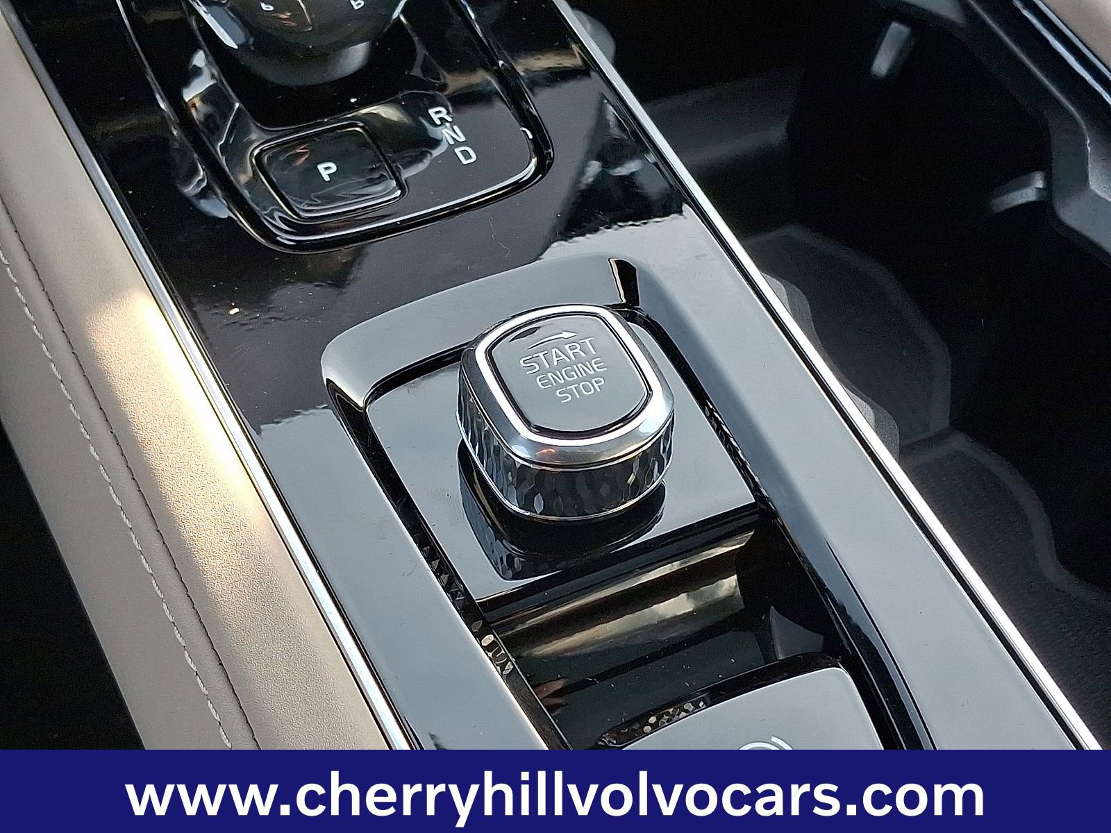 New 2026 Volvo XC90 T8 Plus w/ Protection Package Premier image 14