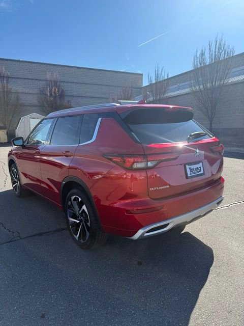 Used 2024 Mitsubishi Outlander SEL image 4