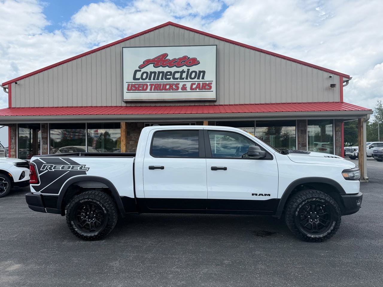 Used 2026 RAM 1500 Rebel w/ Rebel Level 1 Equipment Group AWD/4WD image 3