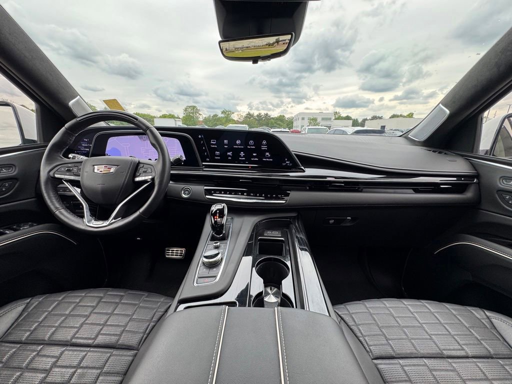 Used 2023 Cadillac Escalade V AWD/4WD image 22