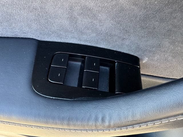 Used 2021 Tesla Model Y Long Range AWD/4WD image 30