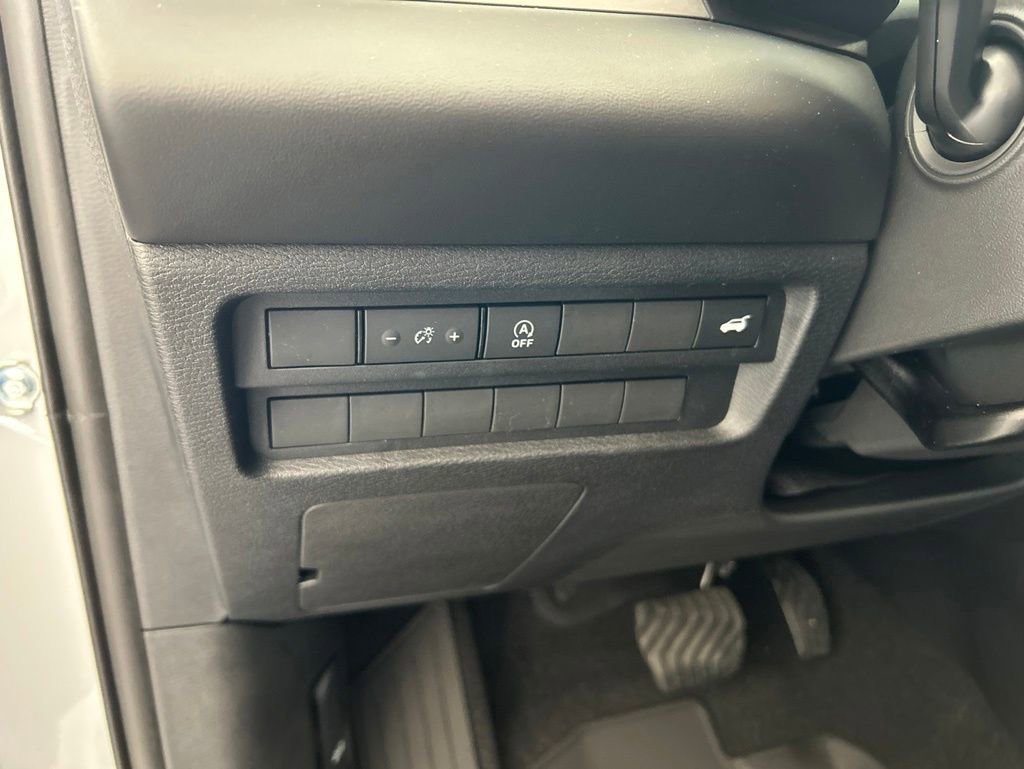 New 2026 Mitsubishi Outlander AWD image 41