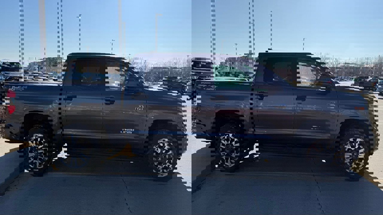 Used 2021 Toyota Tundra SR5 w/ TRD Sport Package image 7