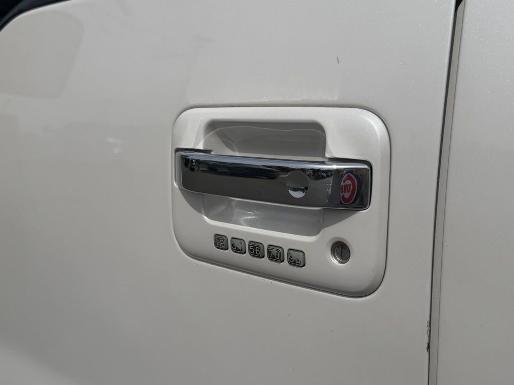 Used 2014 Ford F150 Platinum image 11