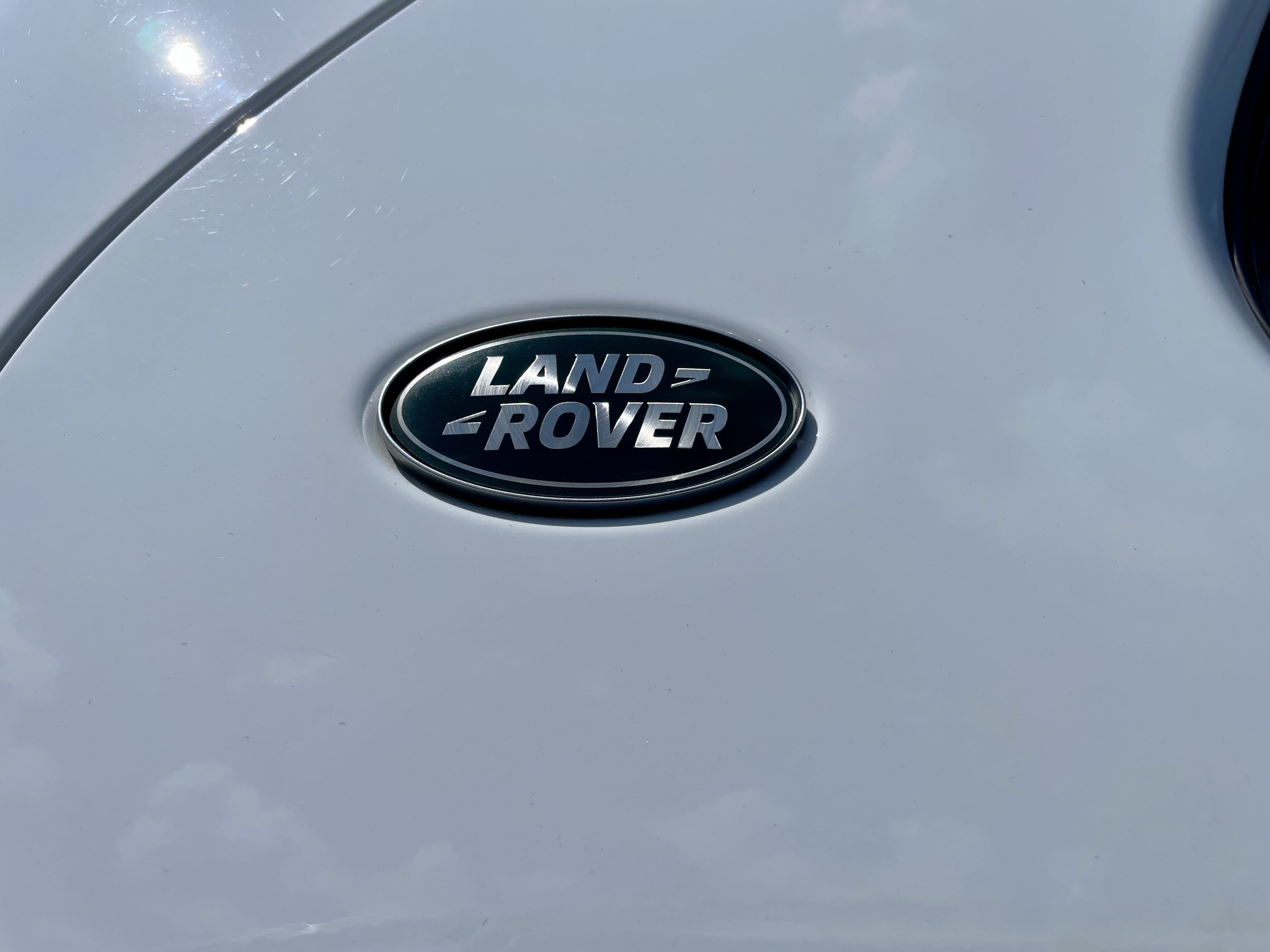 Certified 2025 Land Rover Discovery S AWD/4WD image 35