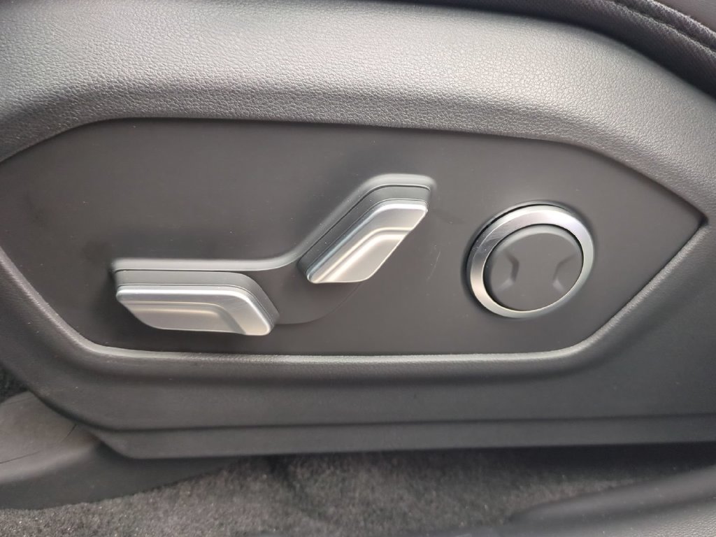 New 2027 Hyundai Santa Fe XRT AWD/4WD image 24