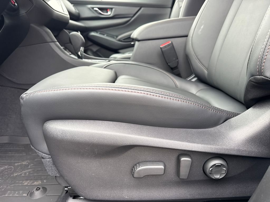 New 2026 Subaru Ascent Limited Bronze image 17