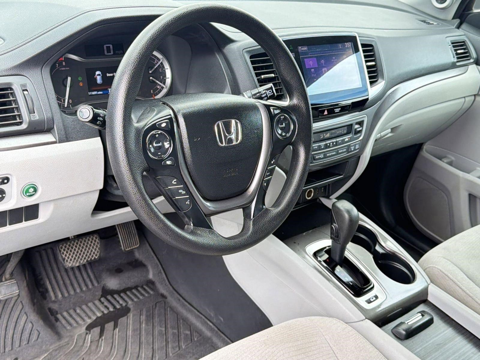Used 2016 Honda Pilot EX image 4