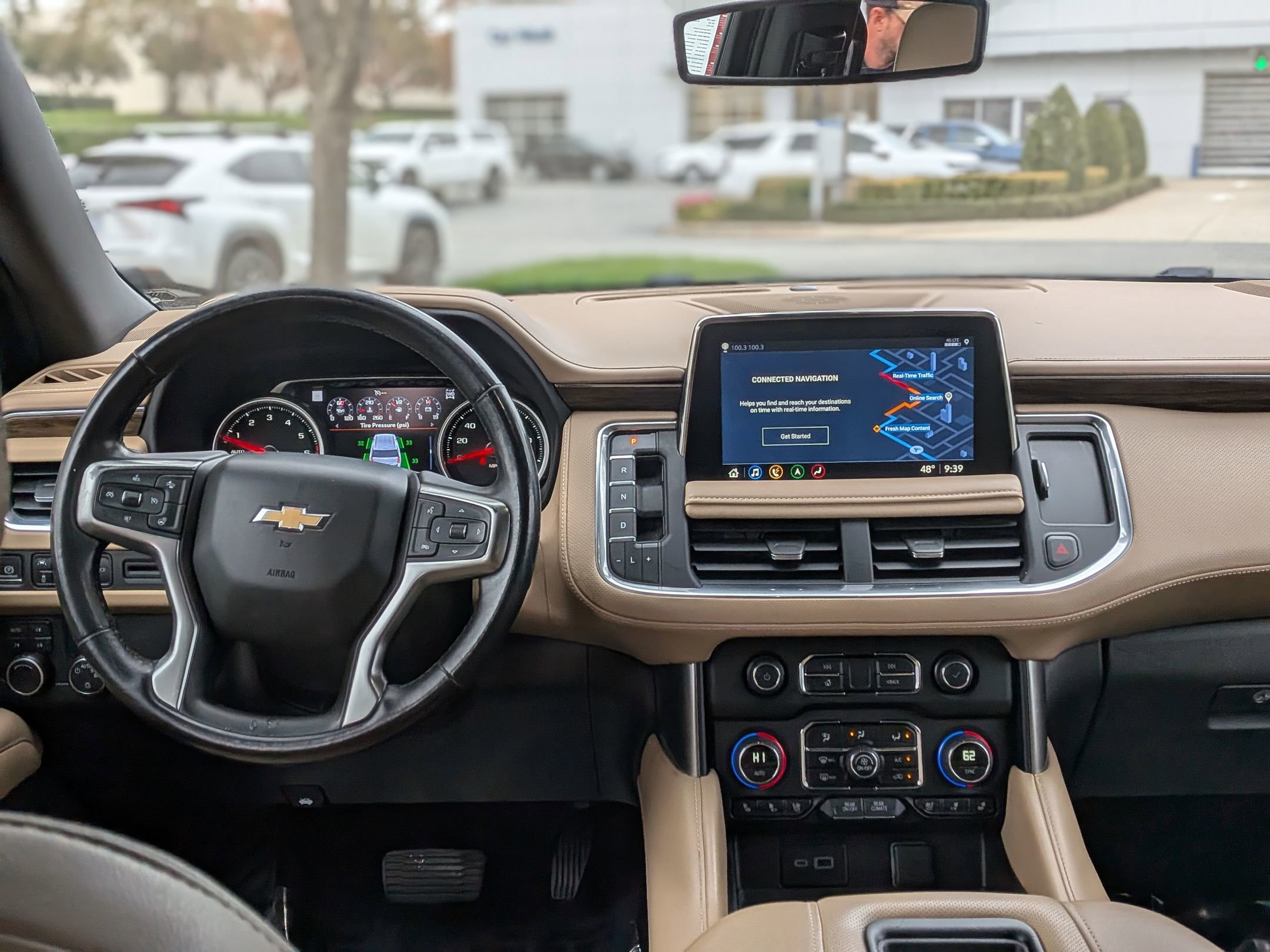 Used 2021 Chevrolet Suburban Premier image 19