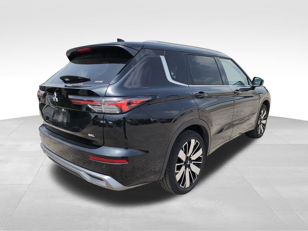 Used 2025 Mitsubishi Outlander SEL AWD/4WD image 9