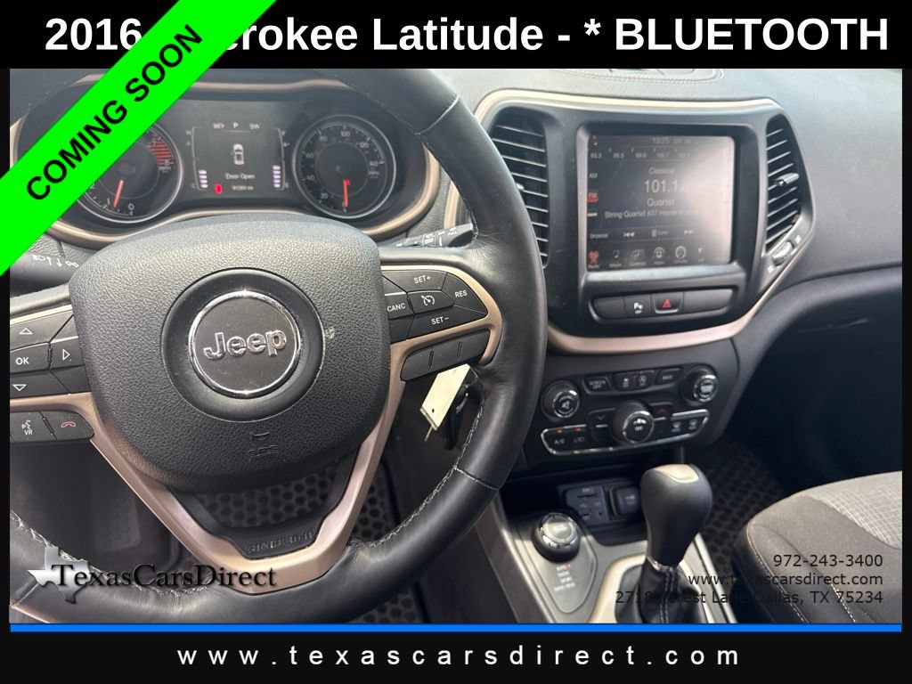 Used 2016 Jeep Cherokee Latitude w/ Safety/Convenience Group AWD/4WD image 7
