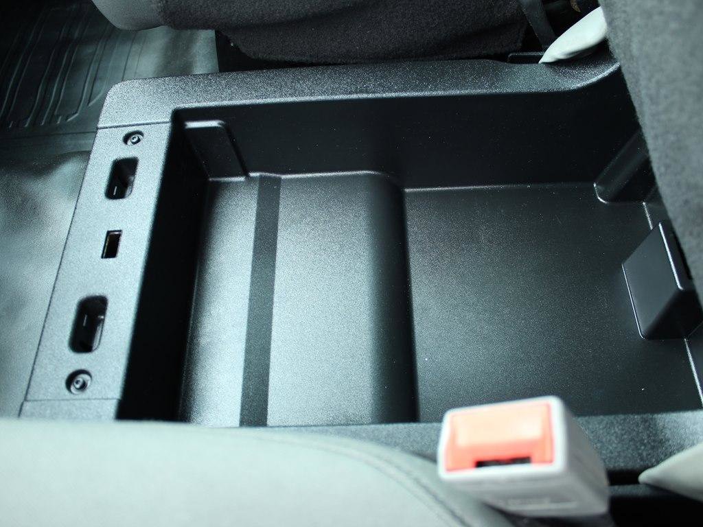 Used 2020 Ford F150 XL w/ Equipment Group 101A Mid RWD image 16