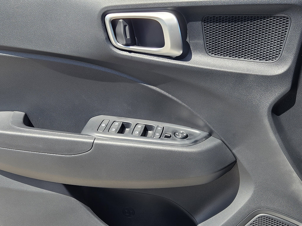 New 2026 Hyundai Venue SEL FWD image 22