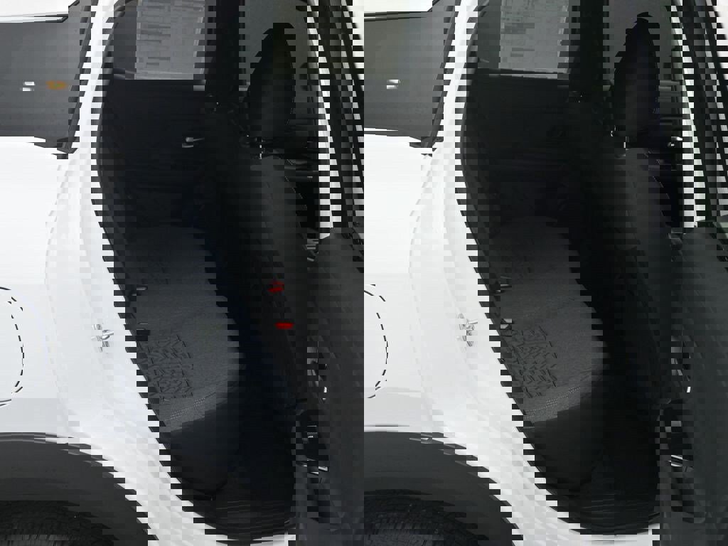 New 2026 Nissan Kicks SV image 25