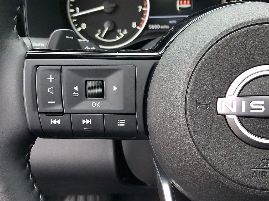 Certified 2025 Nissan Pathfinder SL w/ SL Premium Package AWD/4WD image 22