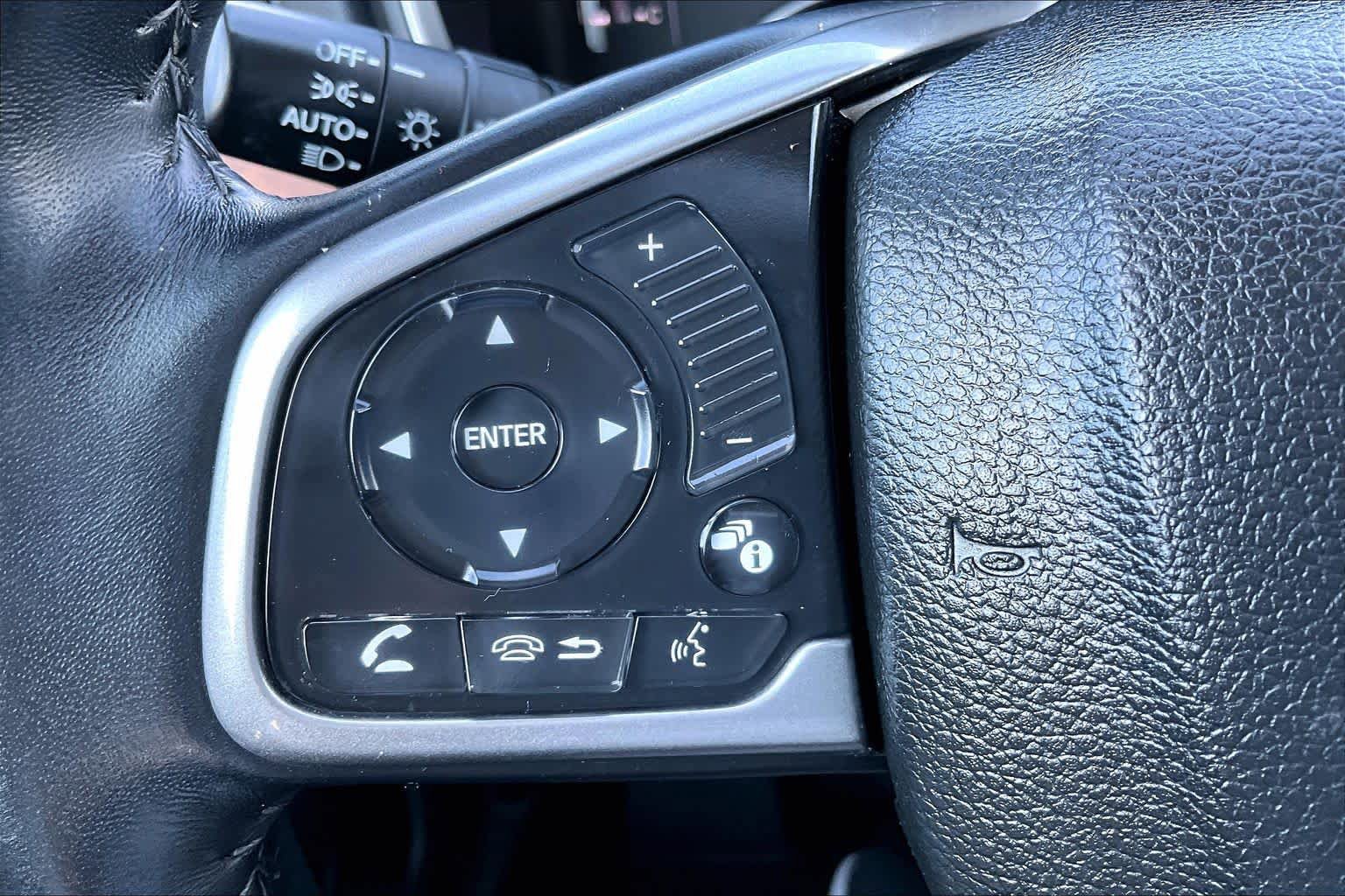 Used 2018 Honda CR-V Touring image 22