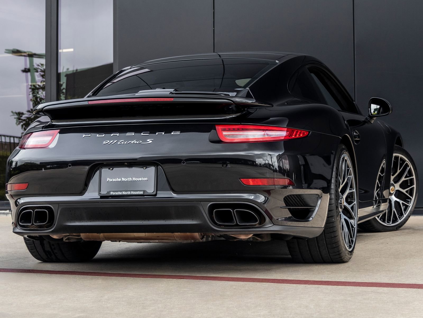 Certified 2014 Porsche 911 Turbo S image 11