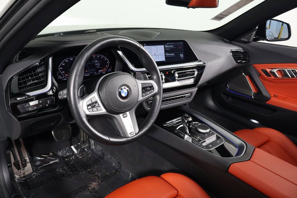 Used 2022 BMW Z4 M40i w/ Premium Package RWD image 8