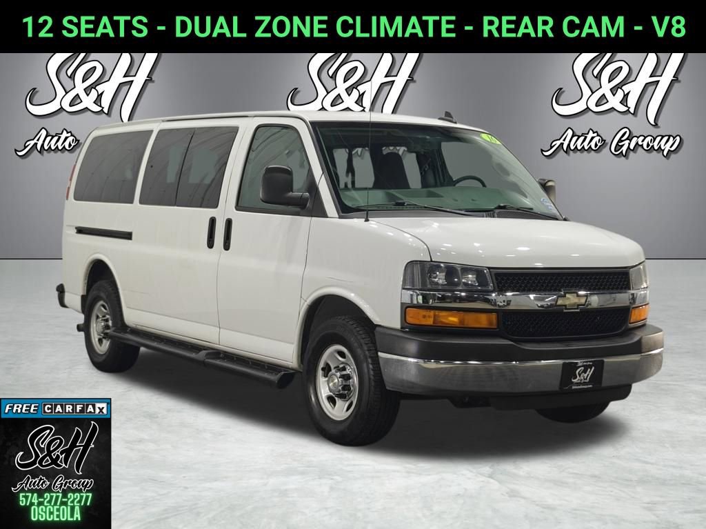 Used 2016 Chevrolet Express 3500 LT w/ LT Preferred Equipment Group RWD image 1