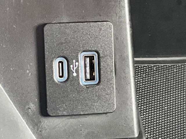 Used 2022 Ford F150 Lariat image 28