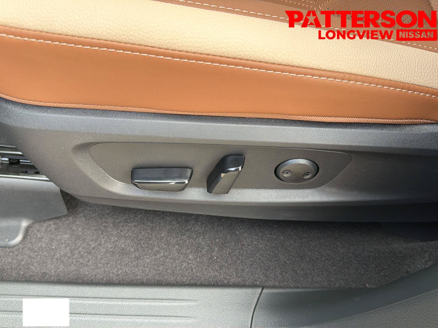 Used 2026 Nissan Pathfinder Platinum FWD image 20