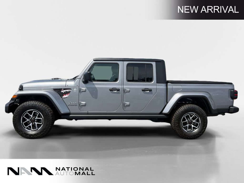 Used 2020 Jeep Gladiator Overland w/ Uconnect 4C Nav & Sound Group AWD/4WD image 2