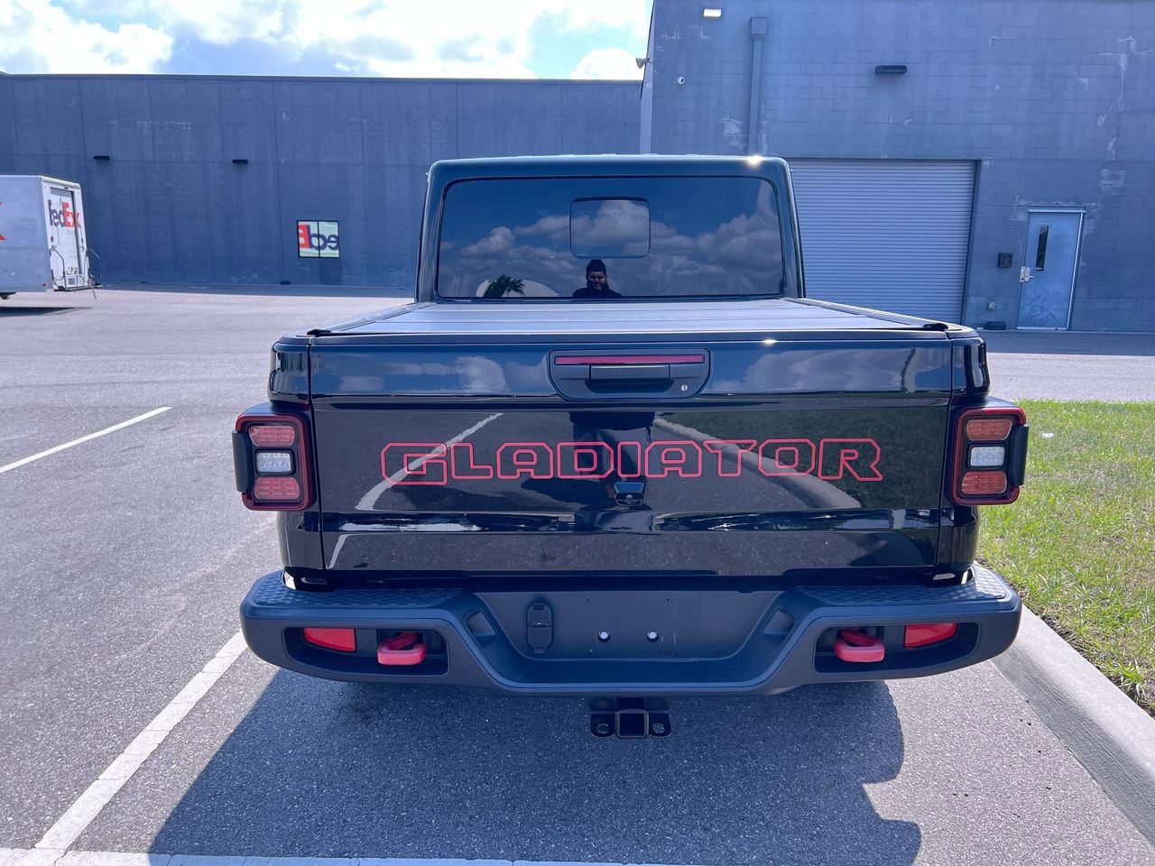 Used 2021 Jeep Gladiator Mojave AWD/4WD image 4