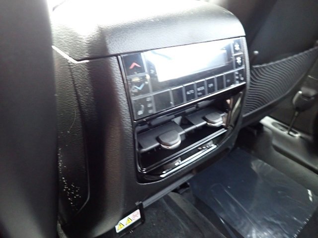 New 2025 Jeep Grand Cherokee L Limited image 13