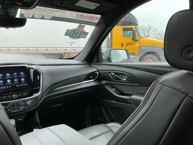 Used 2023 Chevrolet Traverse High Country image 26