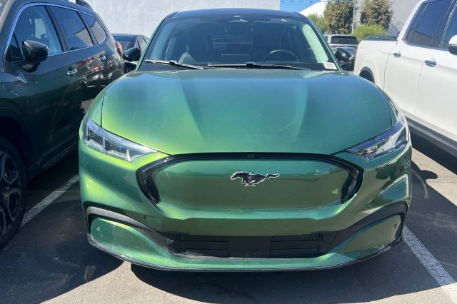 Used 2024 Ford Mustang Mach-E Premium RWD image 3