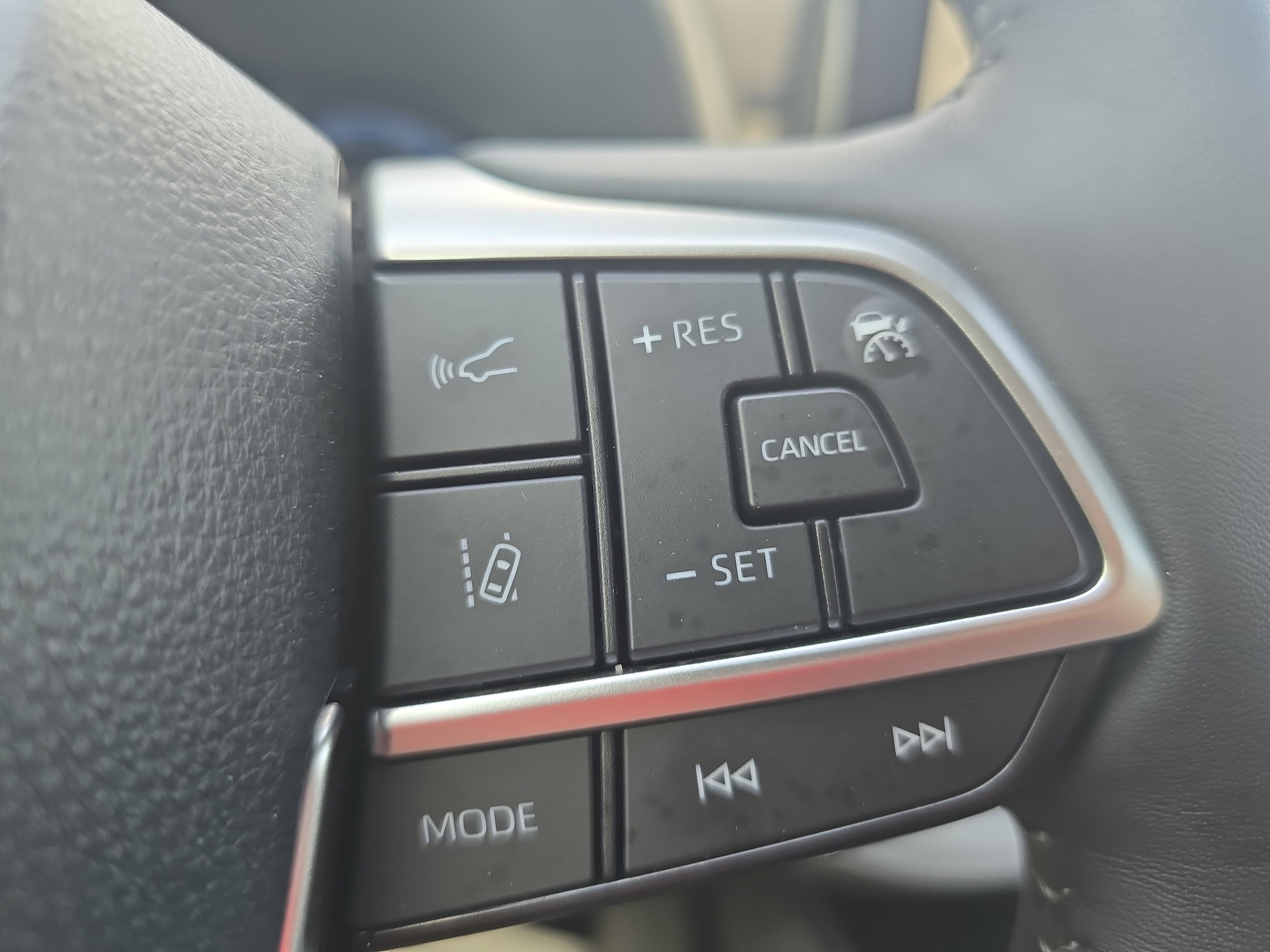 Used 2026 Toyota Highlander Limited AWD/4WD image 20