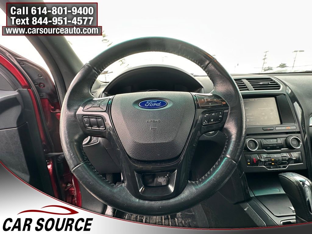 Used 2016 Ford Explorer XLT w/ Equipment Group 202A image 11