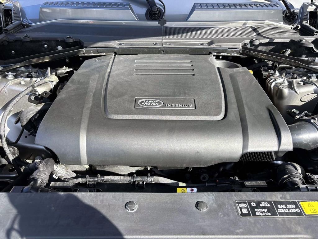 Certified 2025 Land Rover Defender 110 S image 22