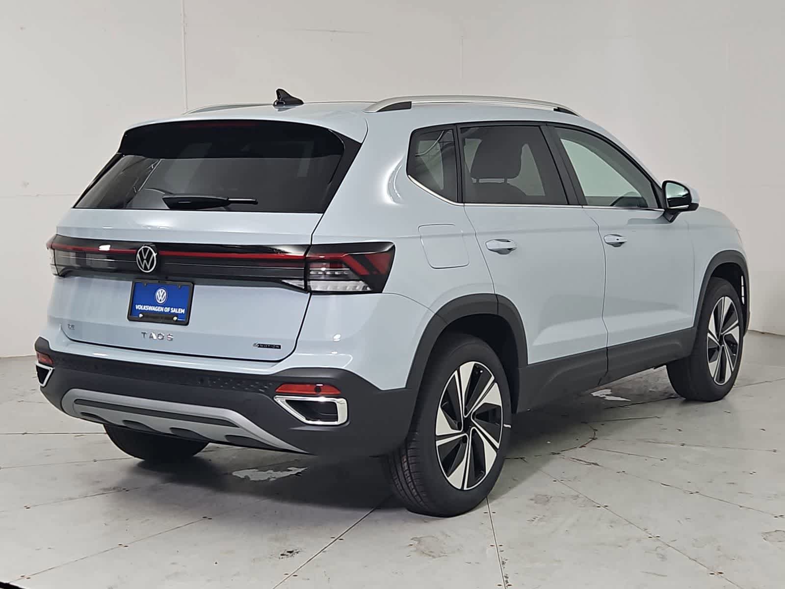 New 2026 Volkswagen Taos SE AWD/4WD image 6