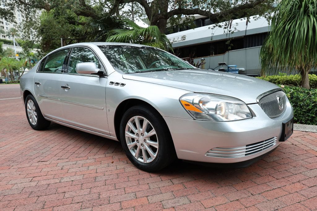 Used 2009 Buick Lucerne CX FWD image 17