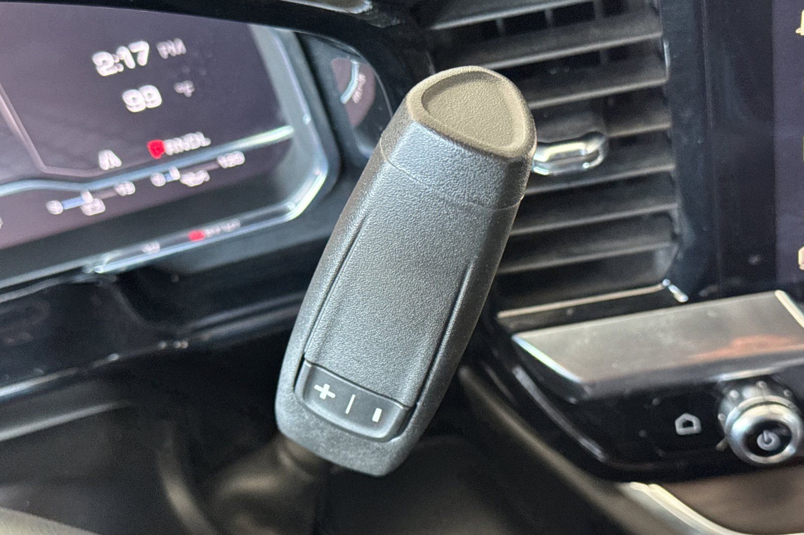 Used 2024 GMC Sierra 1500 SLT RWD image 33