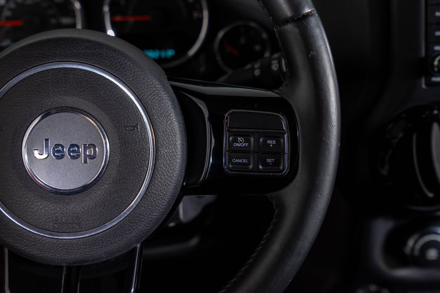 Used 2015 Jeep Wrangler Sahara image 31