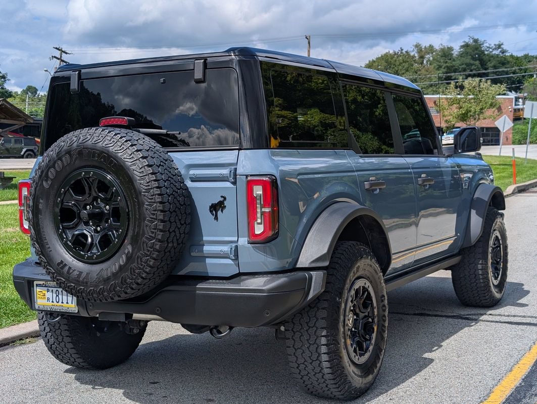 Used 2025 Ford Bronco Badlands AWD/4WD image 9