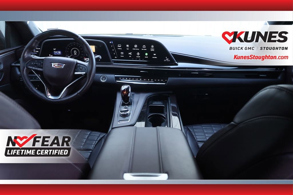 Used 2024 Cadillac Escalade ESV Sport Platinum w/ LPO, ONYX Package image 18